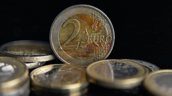 Évaluer la valeur d'une pièce de 2 euros
