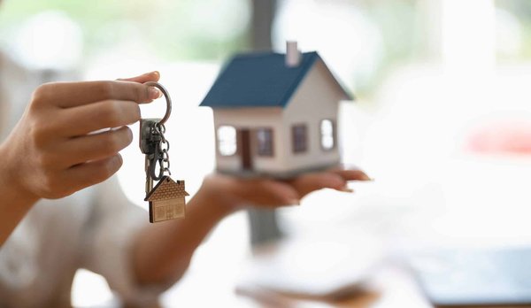 Les étapes cruciales pour préparer votre maison à la vente à Morzine
