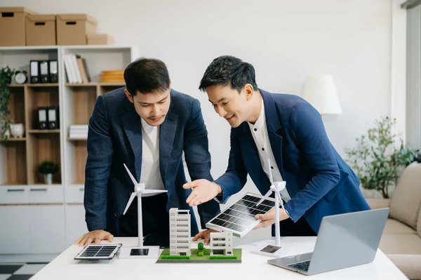Projets photovoltaïques sur mesure réussis avec un opérateur immobilier global